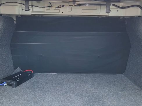 Used 2025 Nissan Versa S w/ Trunk Package FWD image 19