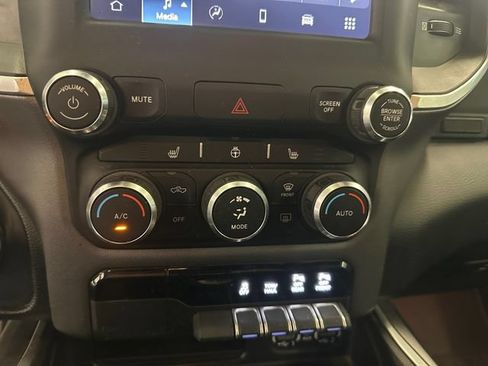 Used 2022 RAM 1500 Big Horn AWD/4WD image 29