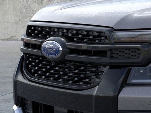 New 2025 Ford Ranger Lariat w/ FX4 Off-Road Package image 17