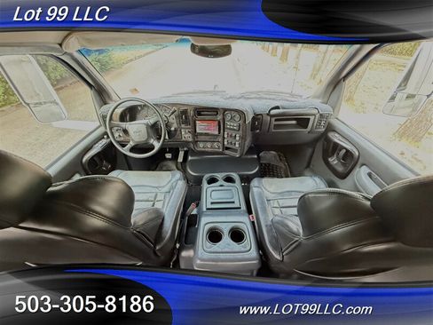 Used 2009 GMC TopKick C4500 2WD Crew Cab image 26