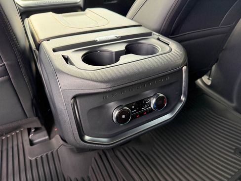 New 2025 Ford Expedition Tremor image 38