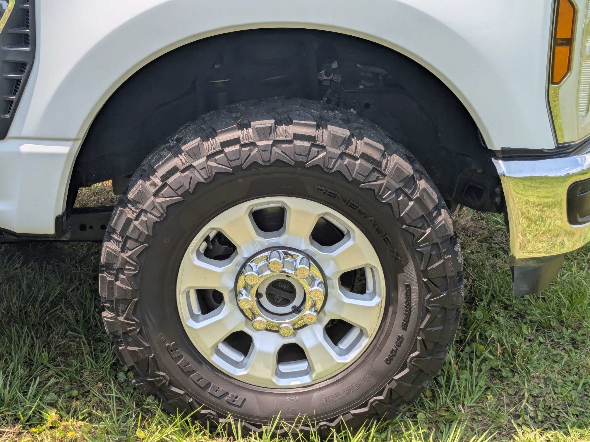 Used 2024 Ford F250 XLT AWD/4WD image 12