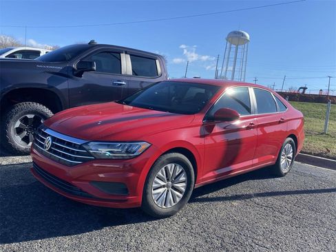 Used 2019 Volkswagen Jetta S w/ Driver Assistance Package image 3