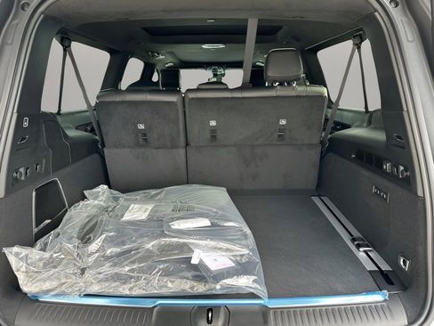 New 2024 Jeep Grand Wagoneer L Series II w/ Quick Order Packagew 28T image 23