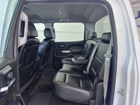 Used 2015 Chevrolet Silverado 1500 W/T RWD image 12