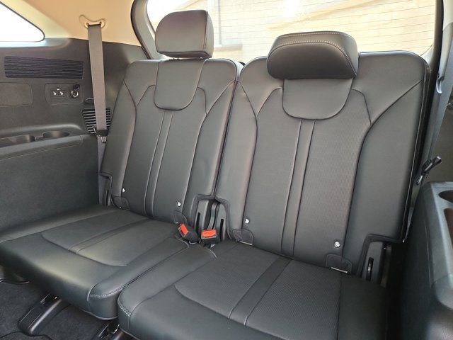 Used 2025 Kia Sorento SX FWD image 13
