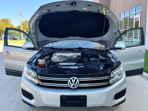 Used 2014 Volkswagen Tiguan SE FWD image 13