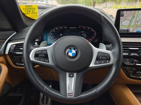 Used 2023 BMW M550i xDrive w/ Executive Package AWD/4WD image 19