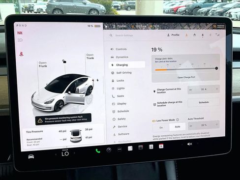 Used 2023 Tesla Model 3 Standard Range RWD image 32