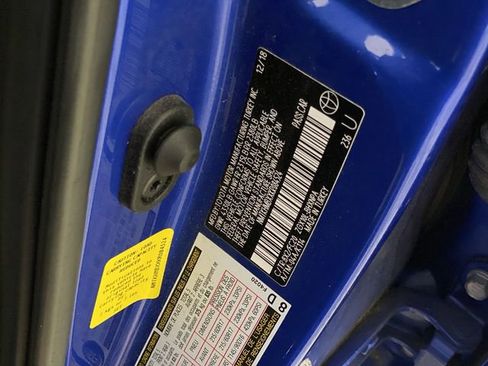 Used 2019 Toyota C-HR LE image 20