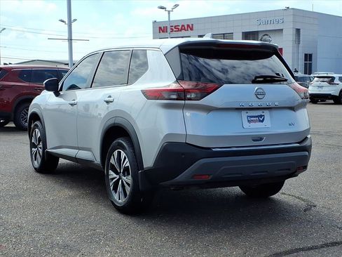 Certified 2023 Nissan Rogue SV image 5