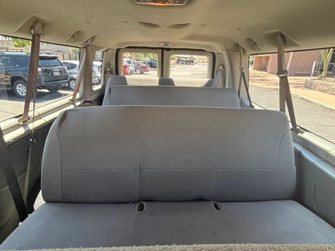 Used 2007 Ford E-350 and Econoline 350 XL RWD image 17