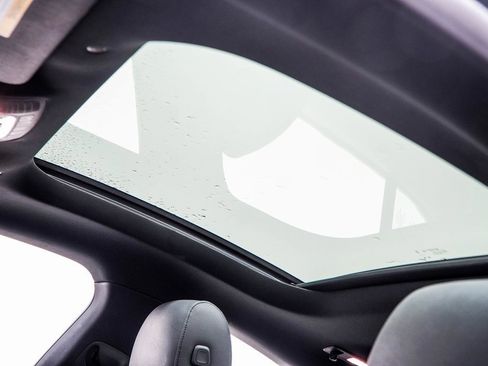 Used 2025 Mercedes-Benz CLA 250 image 40