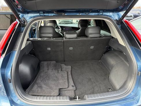 Certified 2023 Kia Niro SX Touring image 29