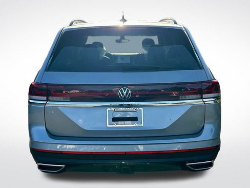 New 2026 Volkswagen Atlas SE image 5