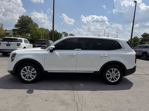 Used 2020 Kia Telluride LX AWD/4WD image 6