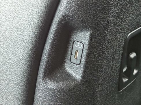 Used 2025 Kia Sportage EX FWD image 18