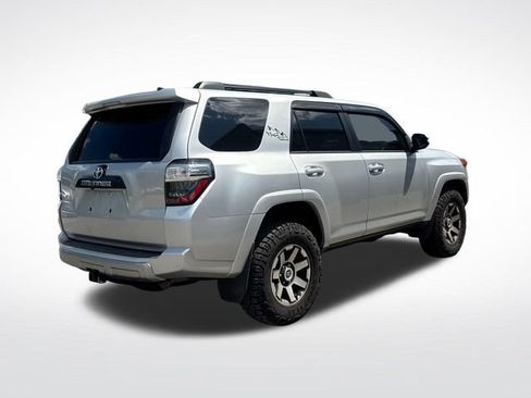 Used 2022 Toyota 4Runner TRD Off-Road Premium AWD/4WD image 6