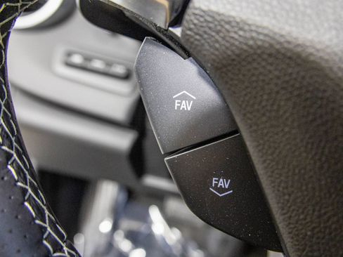 Used 2016 Chevrolet Camaro SS RWD image 38