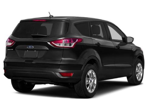 Used 2015 Ford Escape SE FWD image 2