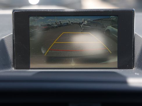 Used 2016 Lexus CT 200h w/ Navigation Package FWD image 38