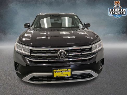 Used 2022 Volkswagen Atlas Cross Sport SE AWD/4WD image 2
