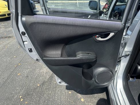 Used 2013 Honda Fit Sport image 10