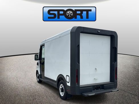 Used 2024 Chevrolet Brightdrop 400 w/ Commercial Equipment Package AWD/4WD image 19