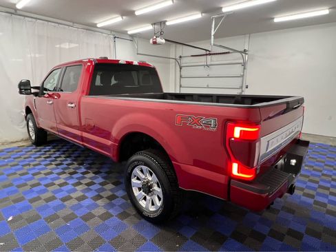 Used 2022 Ford F350 Platinum image 5