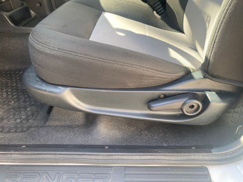 Used 2010 Ford Ranger XL image 33