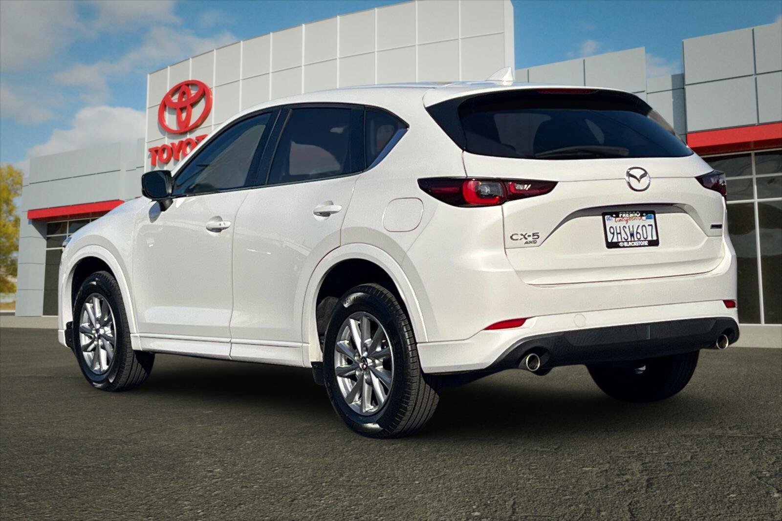 Used 2024 MAZDA CX-5 AWD 2.5 S w/ Preferred Package image 5
