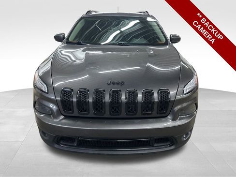 Used 2018 Jeep Cherokee High Altitude w/ Luxury Group image 10