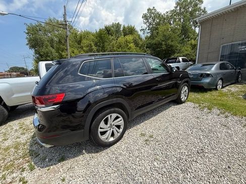 Used 2023 Volkswagen Atlas SE w/ Panoramic Sunroof Package FWD image 13