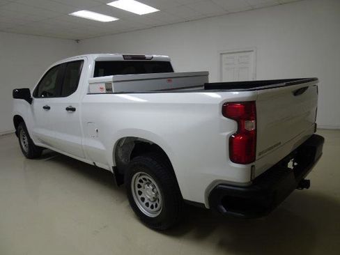 Used 2021 Chevrolet Silverado 1500 W/T w/ WT Fleet Convenience Package image 4
