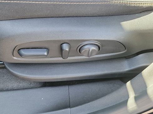 Used 2024 Chevrolet Equinox LT w/ LPO, Floor Liner Package FWD image 19
