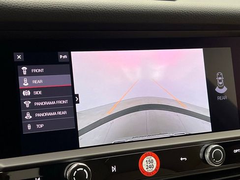 Used 2026 Porsche Macan image 15