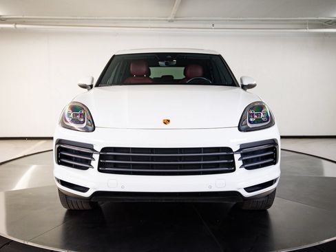 Certified 2023 Porsche Cayenne AWD/4WD image 10