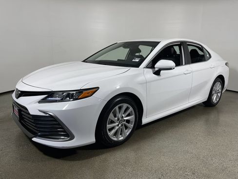 Certified 2024 Toyota Camry LE FWD image 7