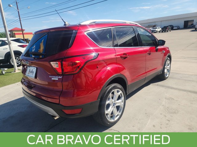 Used 2019 Ford Escape Titanium FWD image 4