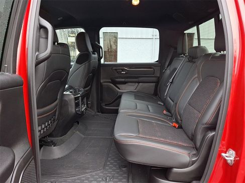 Used 2022 RAM 1500 Big Horn w/ Built-to-serve Edition image 10