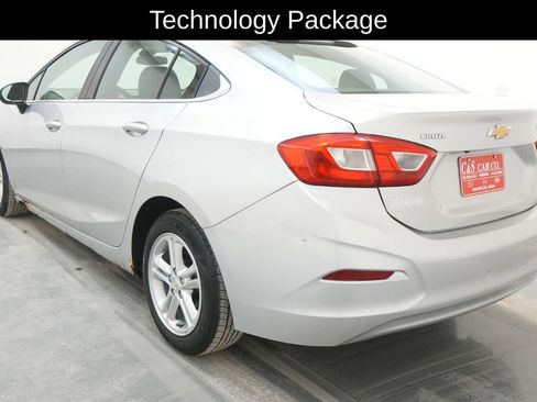 Used 2017 Chevrolet Cruze LT w/ Sun And Sound Package image 6