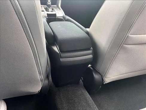Used 2019 Honda Civic EX image 22