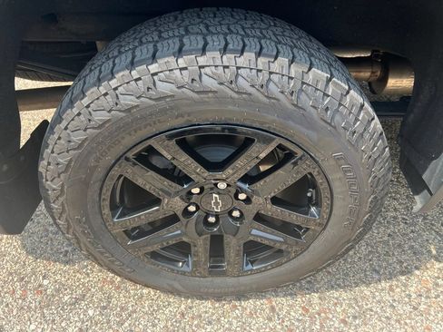 Used 2022 Chevrolet Silverado 1500 LT Trail Boss w/ LT Trail Boss Premium Package AWD/4WD image 25