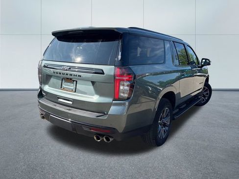 Used 2024 Chevrolet Suburban Z71 w/ Z71 Off-Road Package AWD/4WD image 4