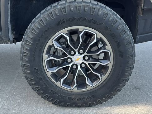 Used 2019 Chevrolet Colorado ZR2 w/ LPO, Premium Interior Package image 32