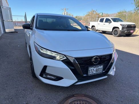 Used 2023 Nissan Sentra SR w/ Trunk Package image 2