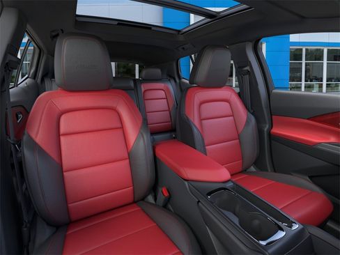 New 2025 Chevrolet Equinox EV RS image 16