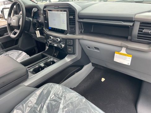 New 2025 Ford F150 XLT w/ Equipment Group 301A Standard image 14