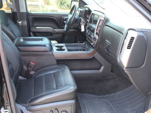 Used 2018 GMC Sierra 1500 Denali w/ Denali Ultimate Package AWD/4WD image 23