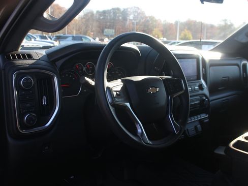 Used 2020 Chevrolet Silverado 2500 LT image 18